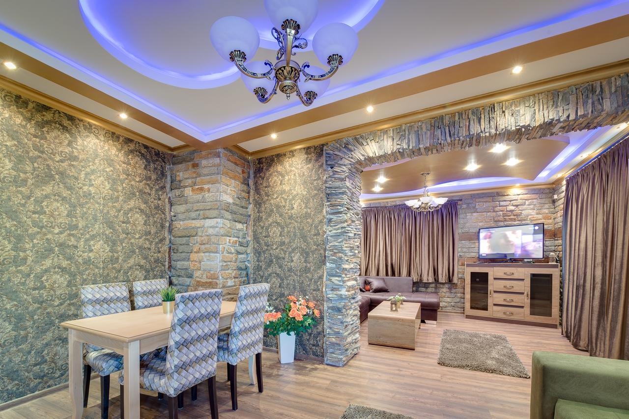 Unique Atmosphere With Golden Standard Design Sofia Zewnętrze zdjęcie